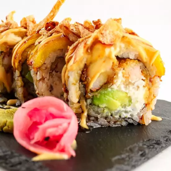 •Sushi Roll Okinawa