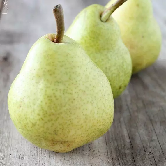 Pera Seleccionada x 1 und