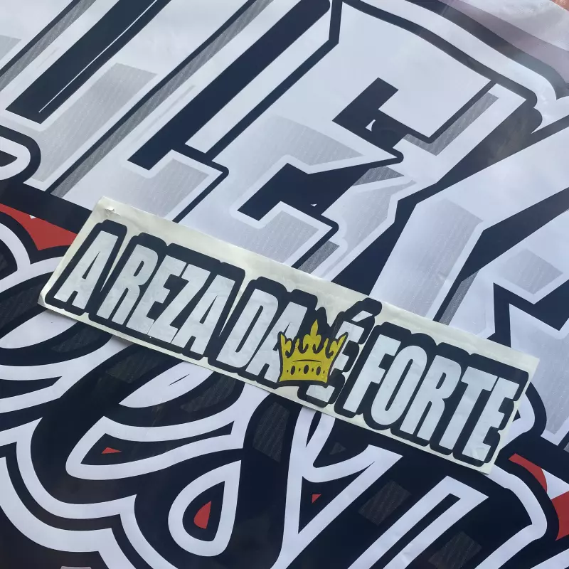 A REZA DA COROA É FORTE