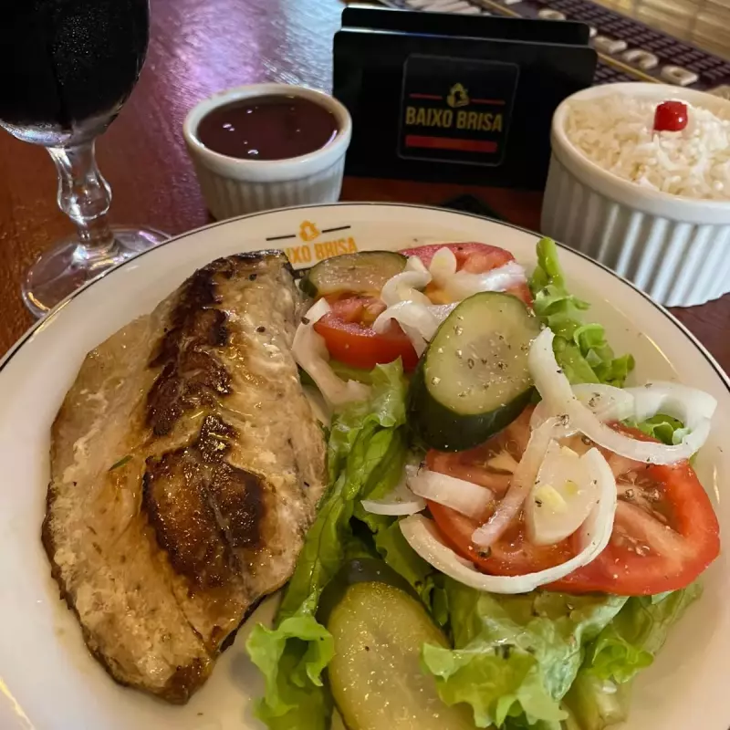 PEIXE GRELHADO C/ MOLHO A CAMP. P/ 1