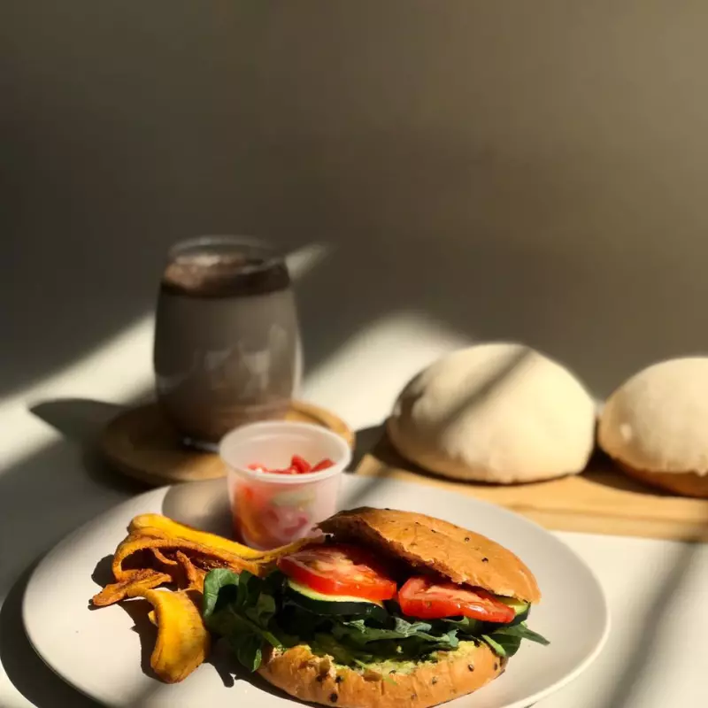 BAGEL GARBANZO+CHOCOLATE+CONCHA