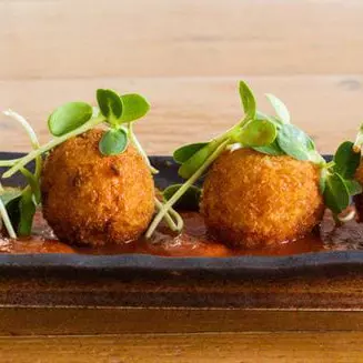 Bolinhas de salmão - 5 unidades