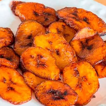 Tajadas/Platano Macho Frito