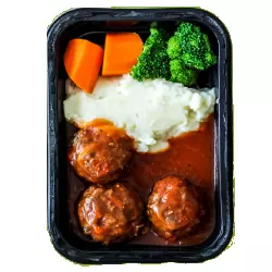 ALMÔNDEGAS AO SUGO