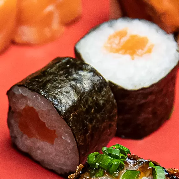 Hossomaki Salmão