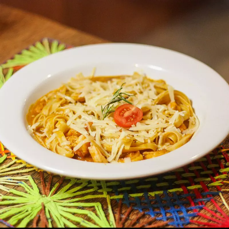 Tagliarini Camarão ao Sugo