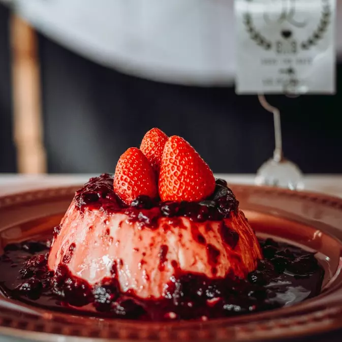 Chocolate branco c/ frutas vermelhas