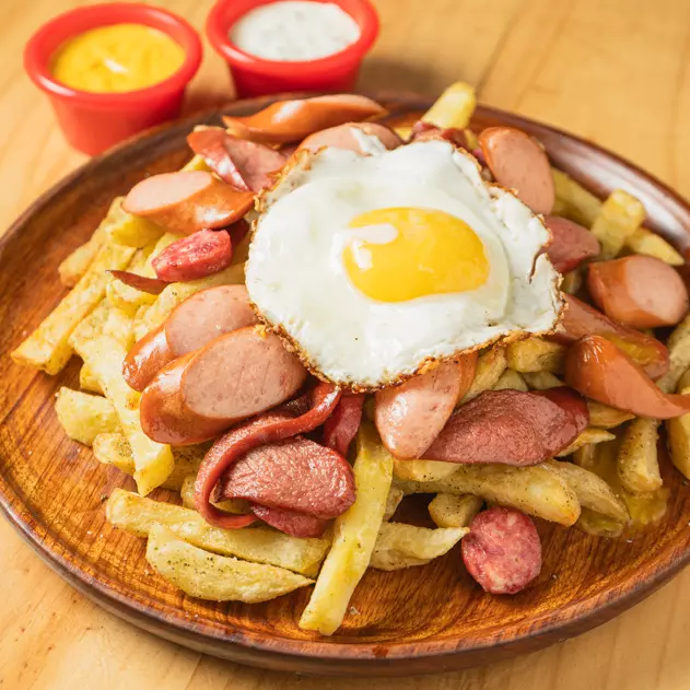 Combo 6 - Salchi Burgermaker + JUGO