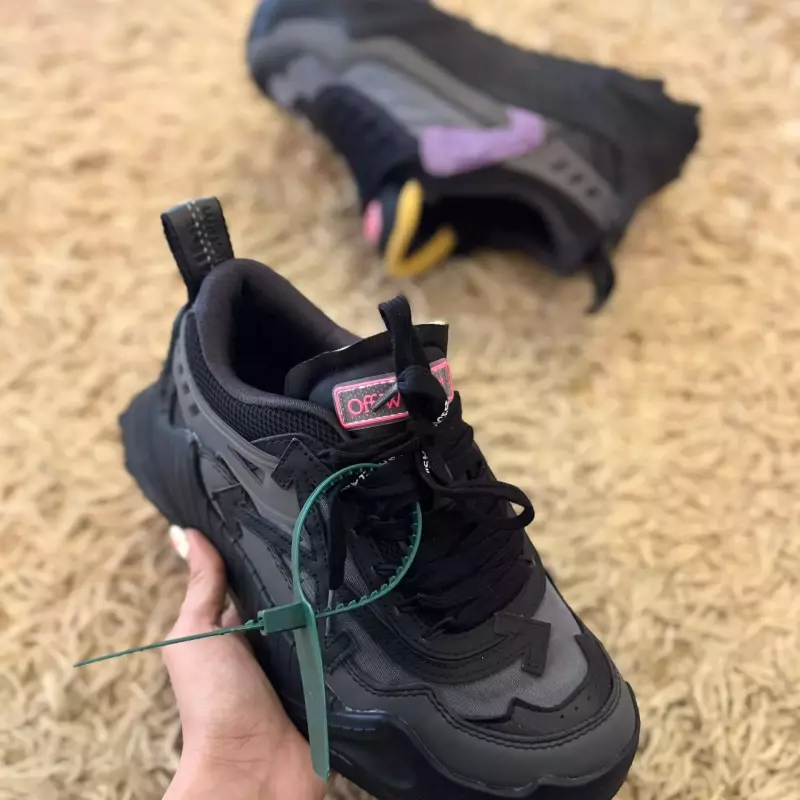 TENIS OFF WHITE RUN NEGROS