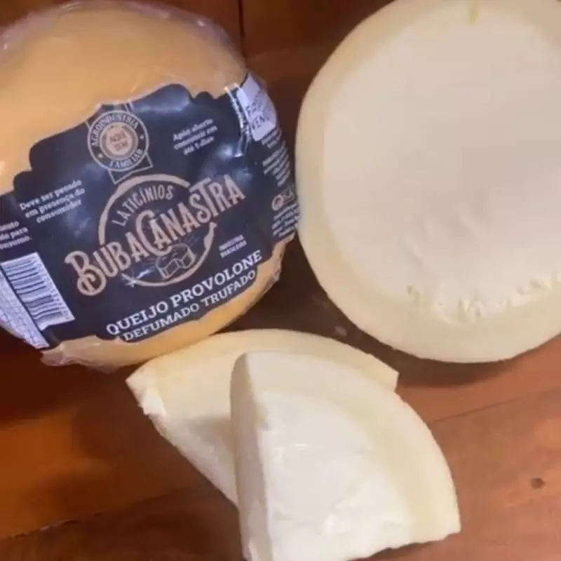 Provolone Trufado com Requeijão