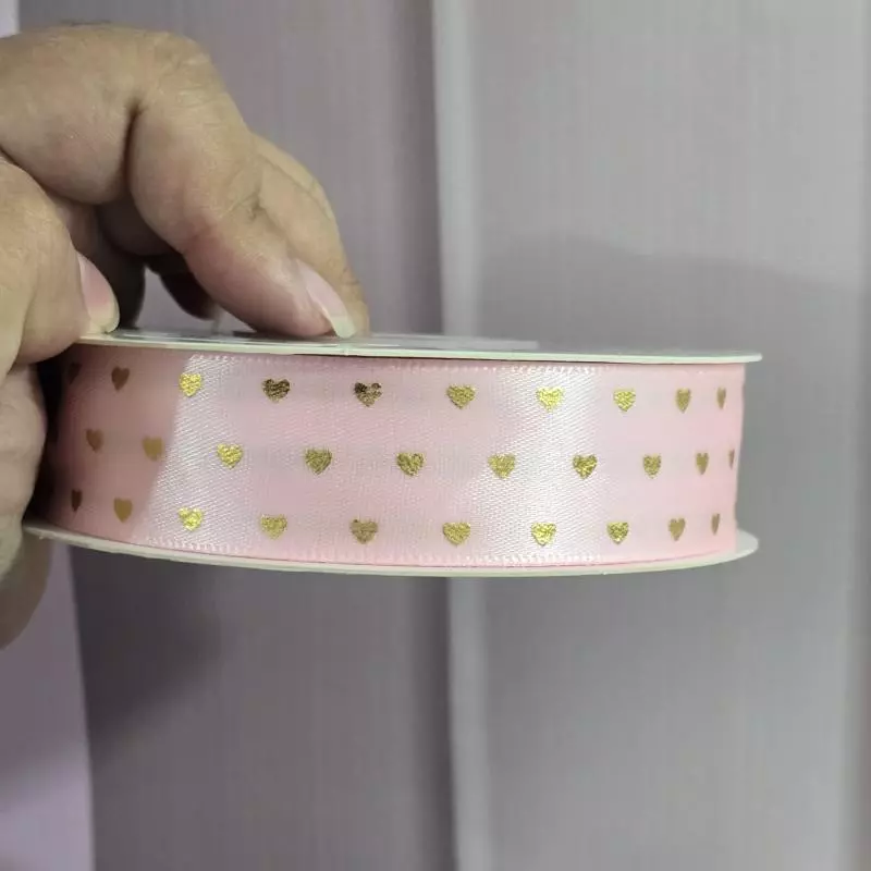 Cinta impresa corazones rosada
