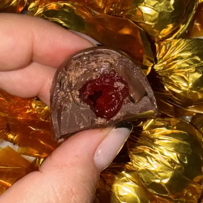 Bombom Brigadeiro com cereja