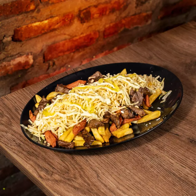 Salchipapa salchicarne