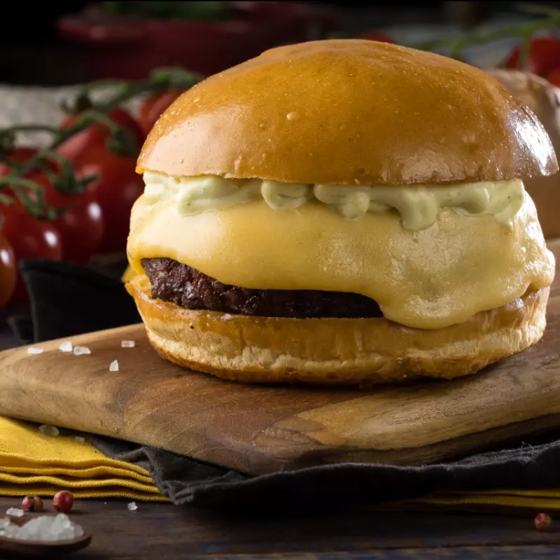 JOY PCQ (PAO, CARNE, QUEIJO)