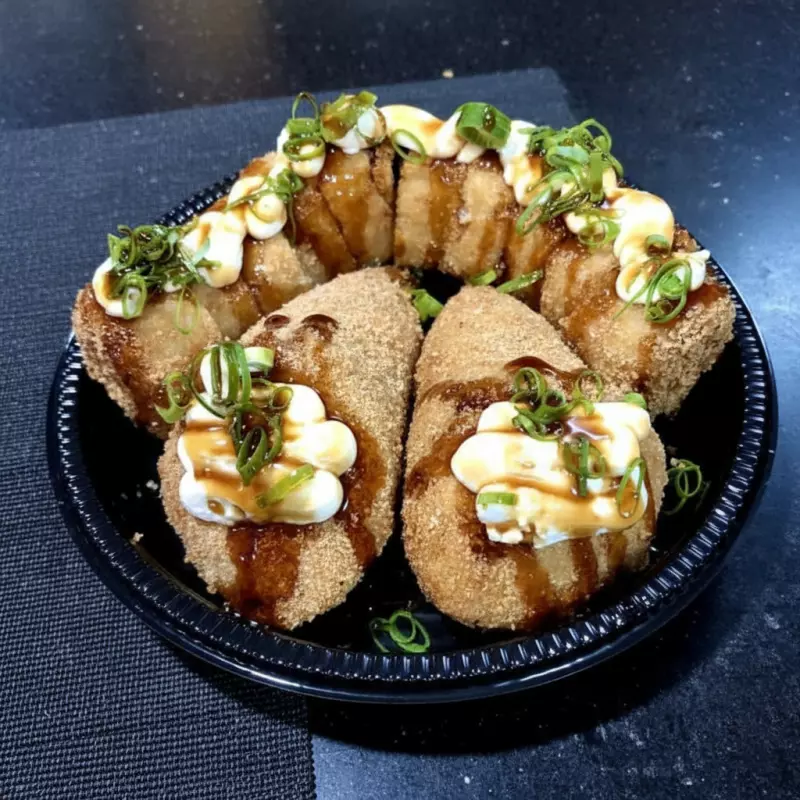 10 hot + 2 temakis empanados