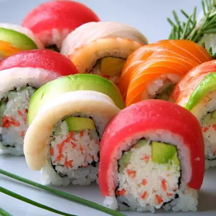 RAINBOW ROLL