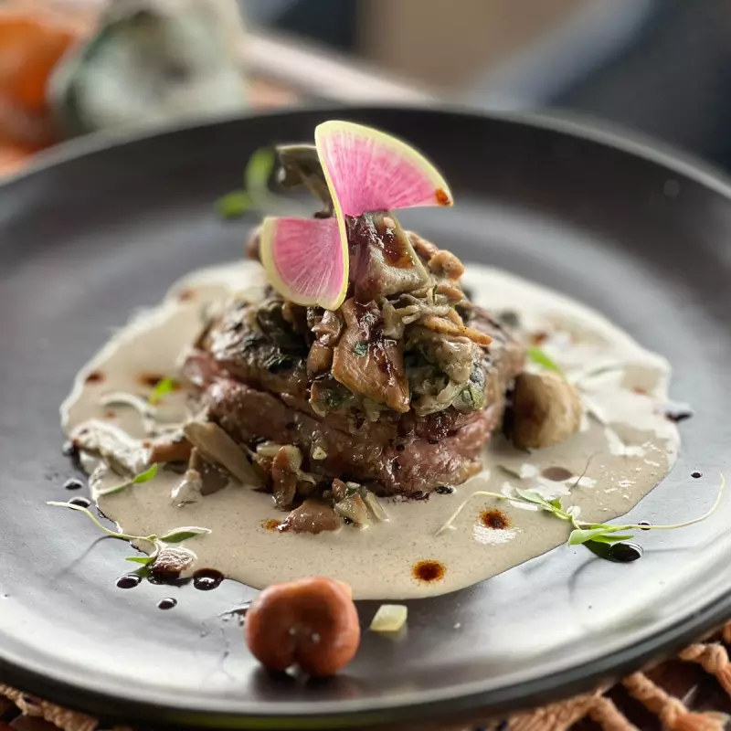 Filete Chemita con Hongos