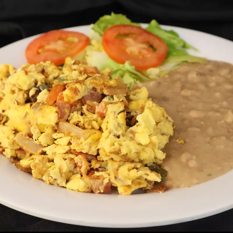 Combo Huevo revuelto + Jugo