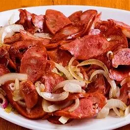 Linguiça Acebolada