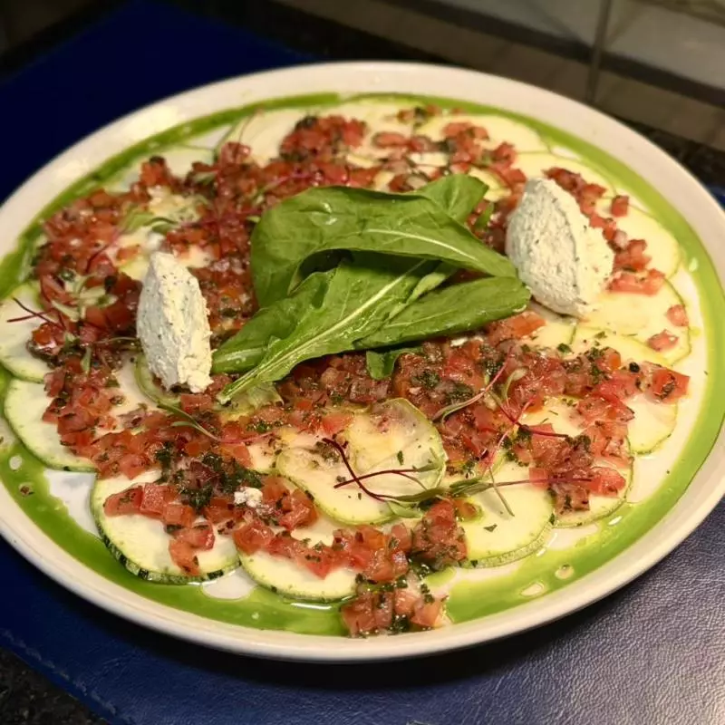 SALADA DE CARPACCIO DE ABOBRINHA