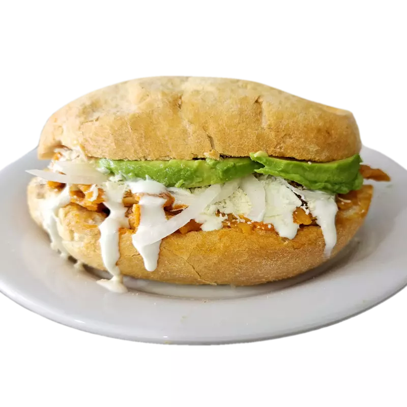 Torta de chilaquiles