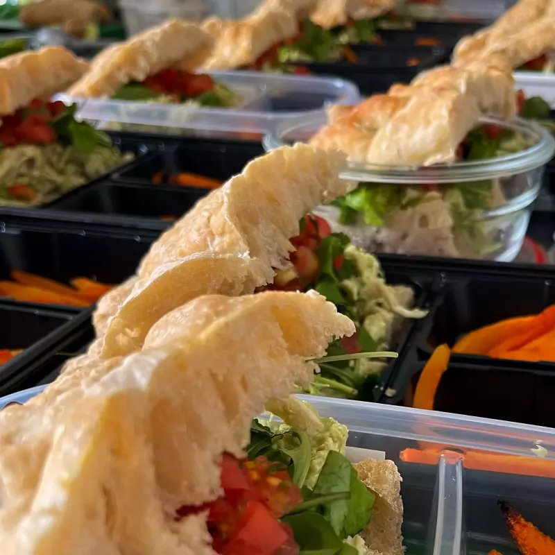 2x1–1 Reina + 1 Italiana