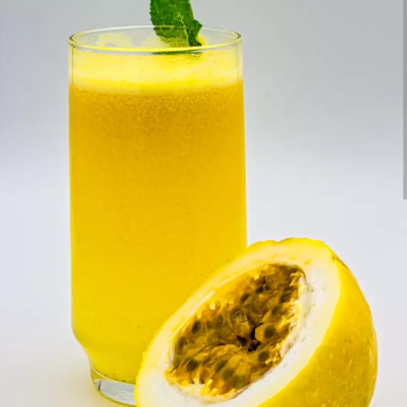 jugos naturales en agua