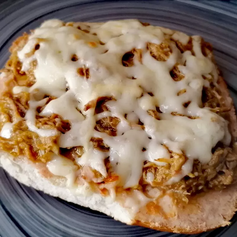 Medio Mollete Deshebrada sin Papas