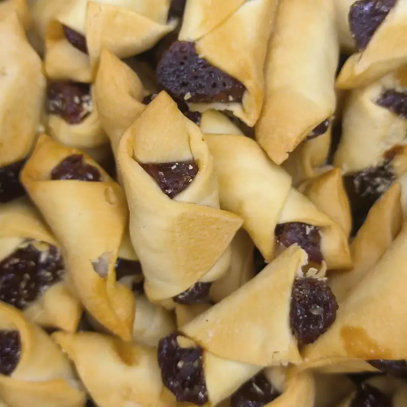 Goiabinha de Massa Folhada Beliscão