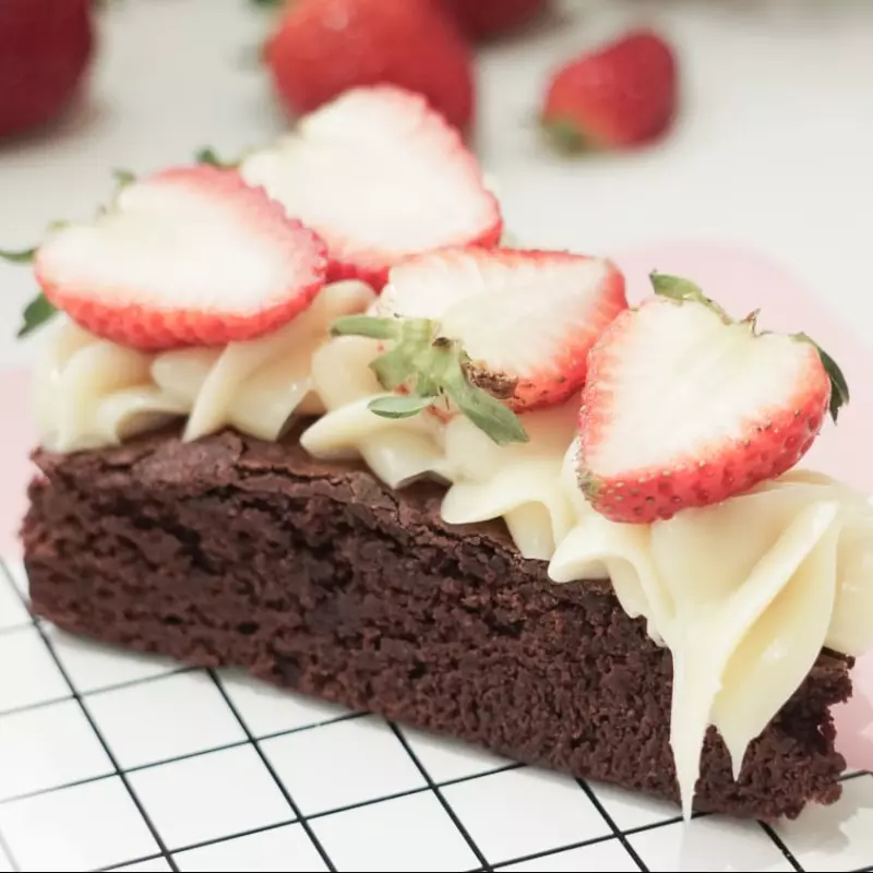 Fatia - Ninho com Morango