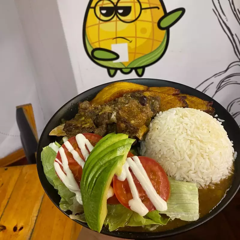 Costillas de Res Guisadas(copy)