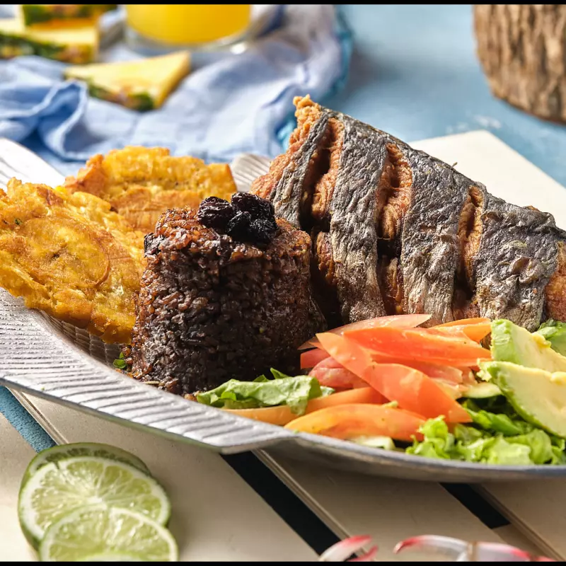 Bandeja Típica con Sierra