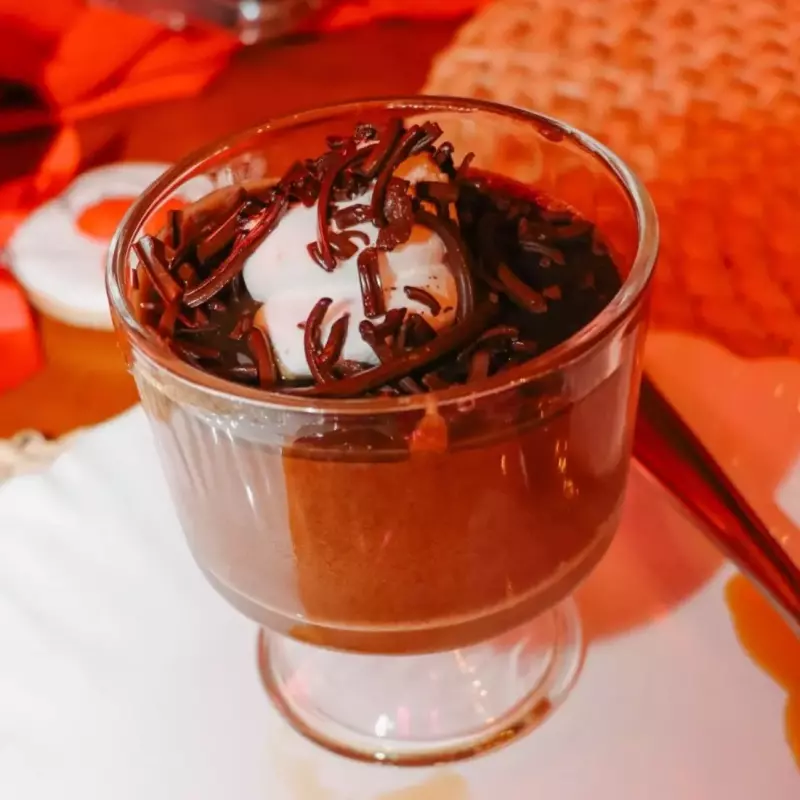 Mousse de chocolate meio amargo