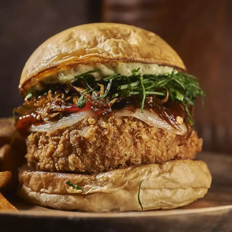 GOLDEN BURGER