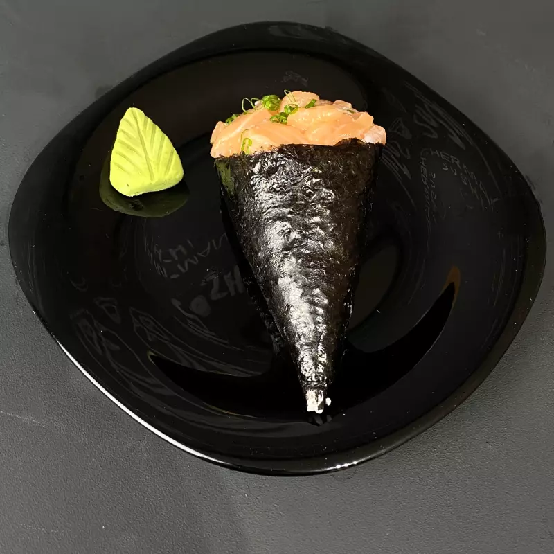 TEMAKI DE SALMÃO
