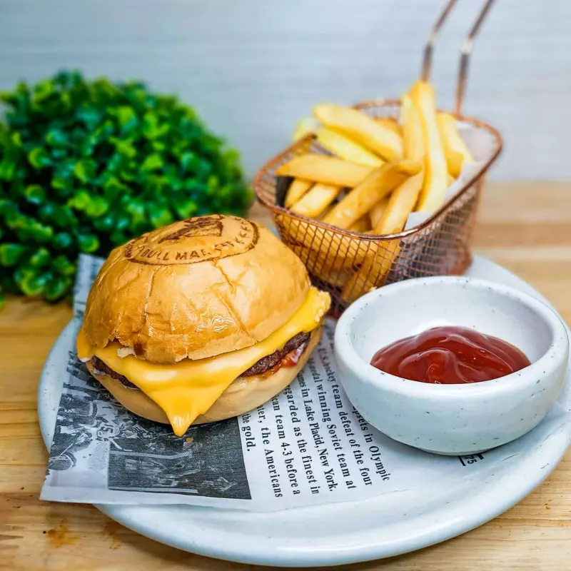 Mini Burger  + papas fritas