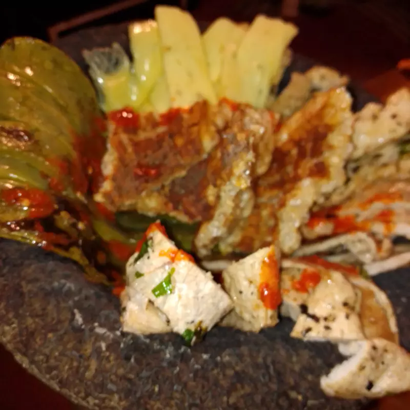 El molcajete de la santa