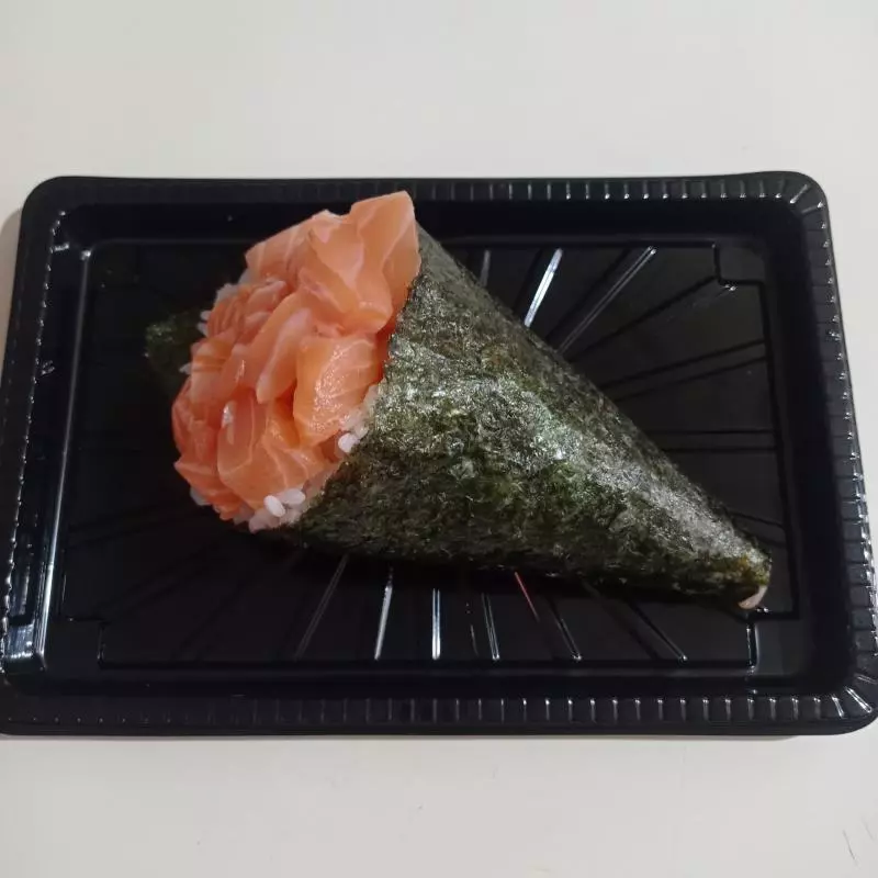 Temaki salmão