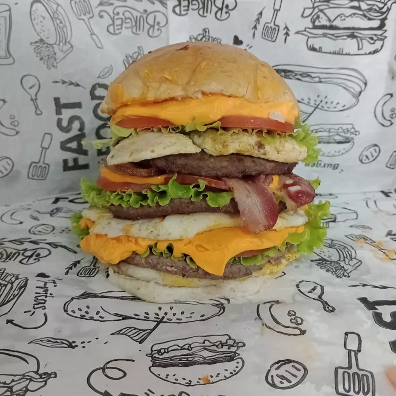 Muth's Monster + Coca Lata 350ml