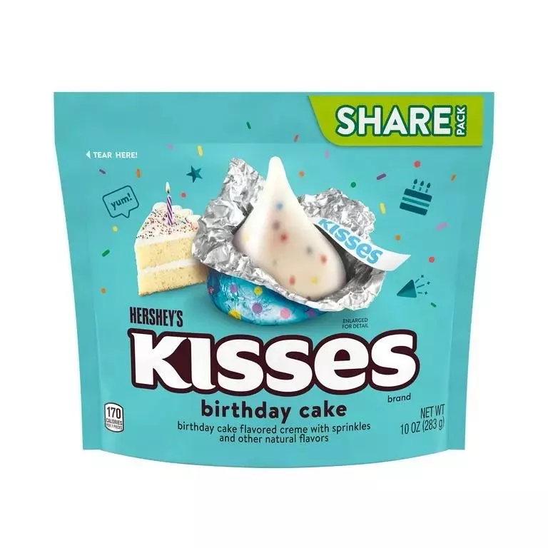 Kisses birthday cake share size