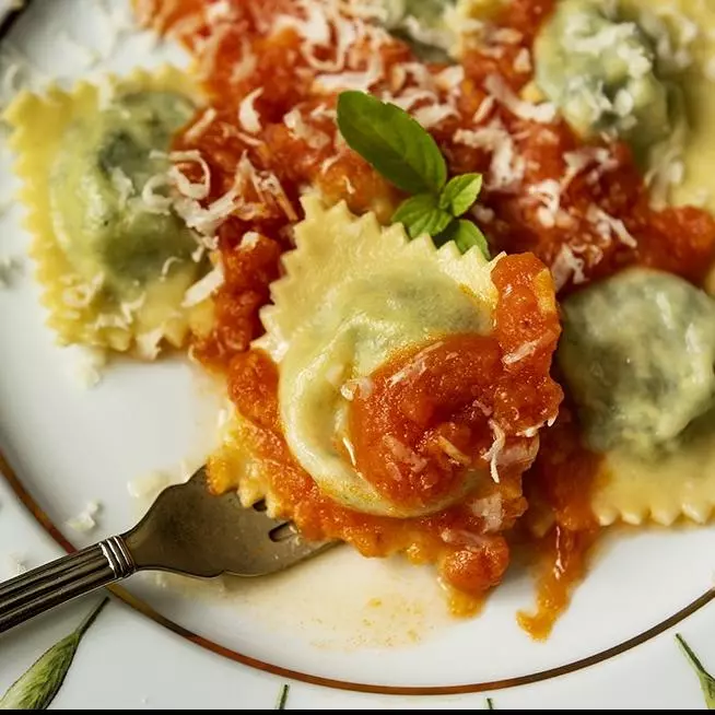 RAVIOLI DE ESPINAFRE COM RICOTA
