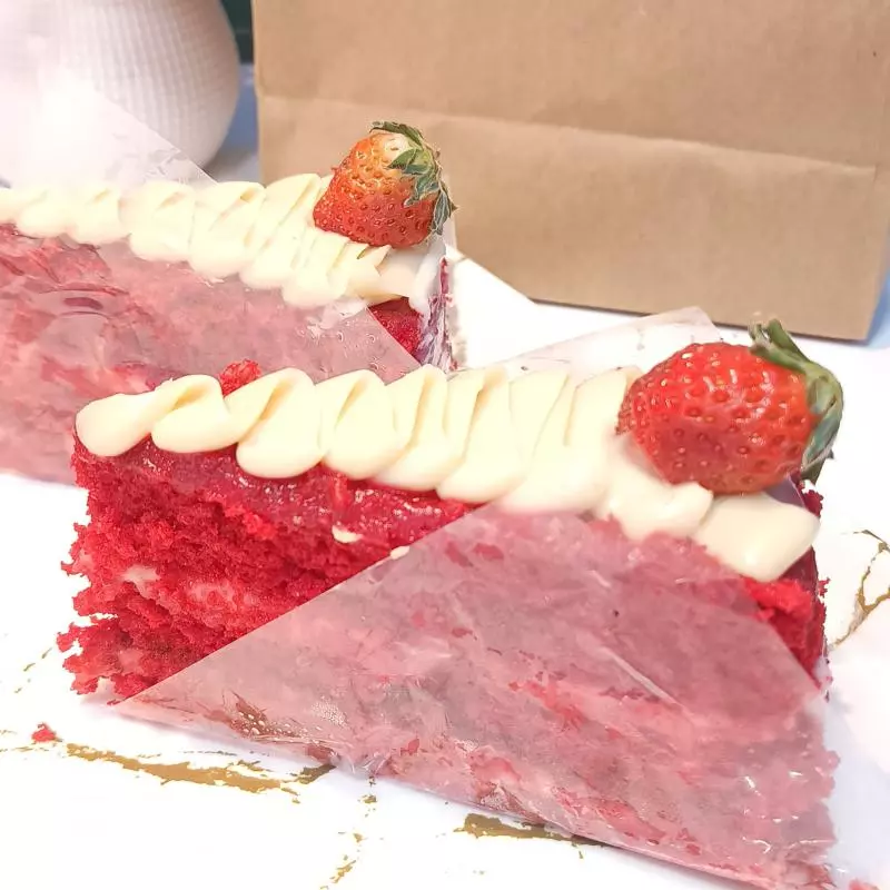 RED VELVET COM NINHO