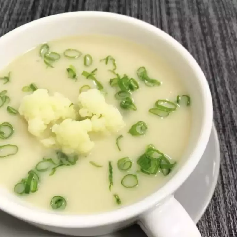 Creme de Couve Flor com Alho Poró