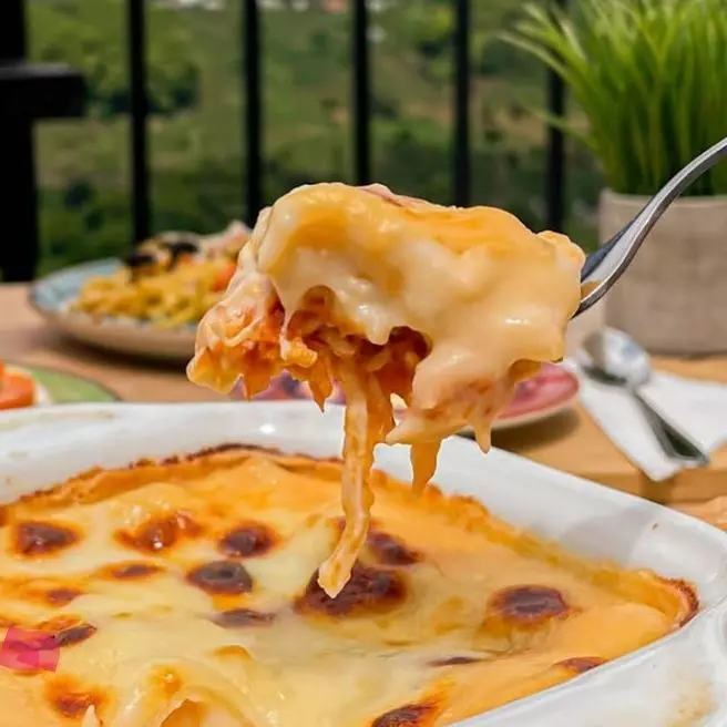 LASAGNA DE POLLO