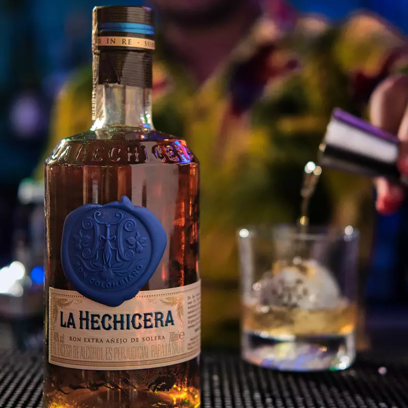La Hechicera