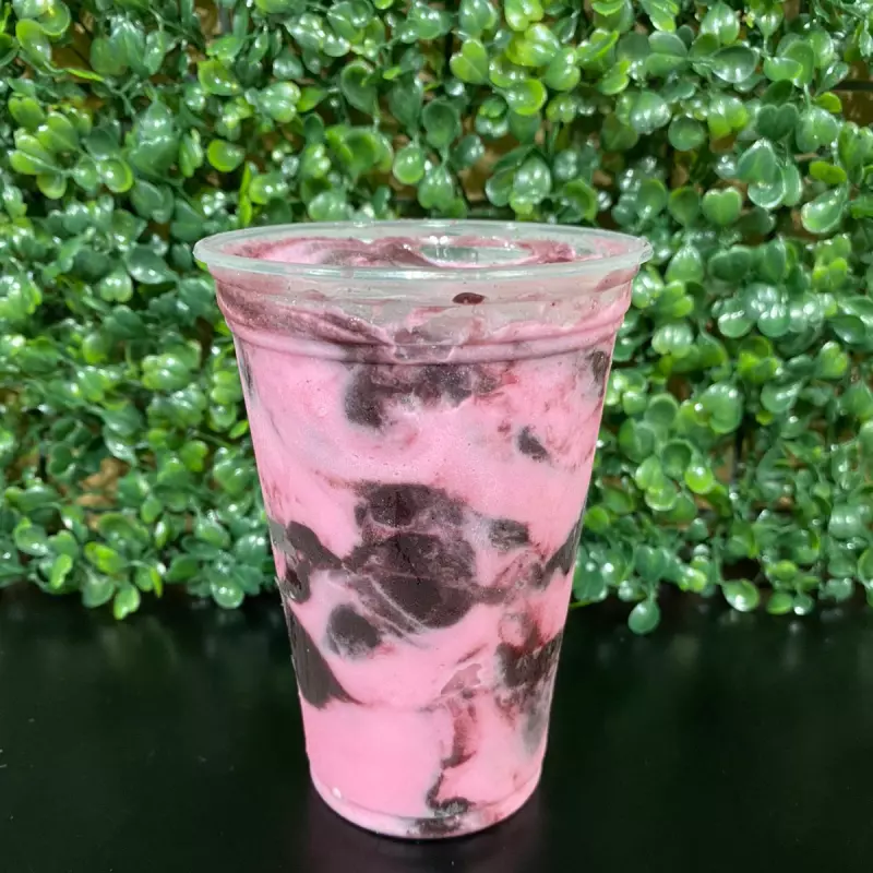 Açaí com Iogurte de Morango