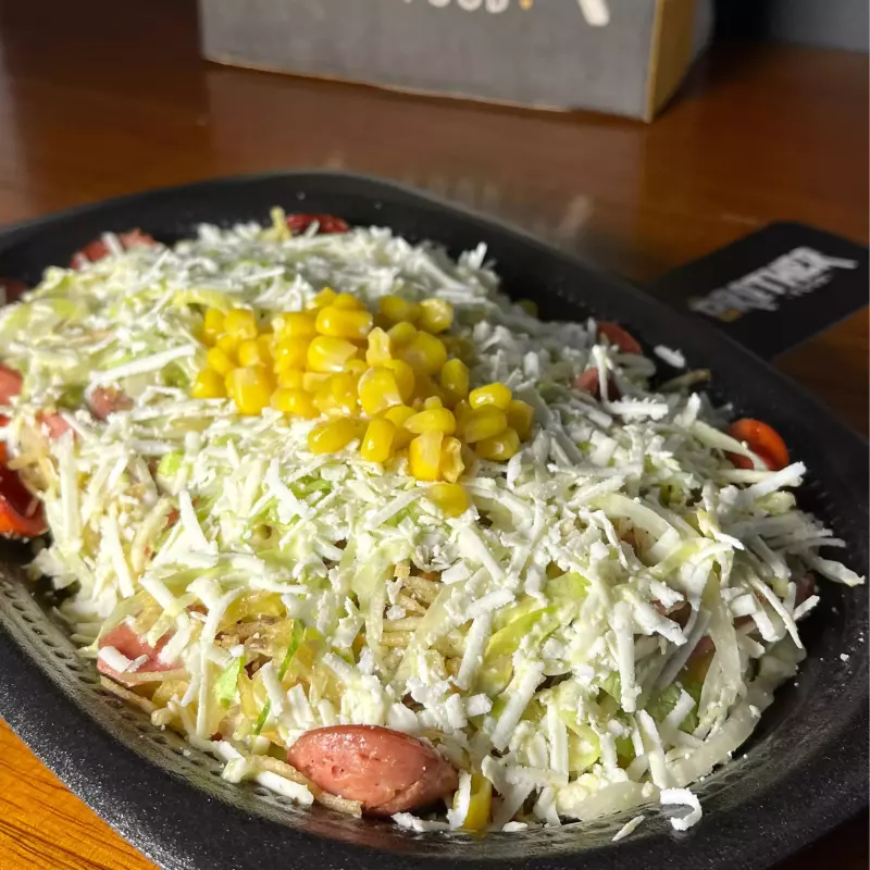 Salchipapa Combinada