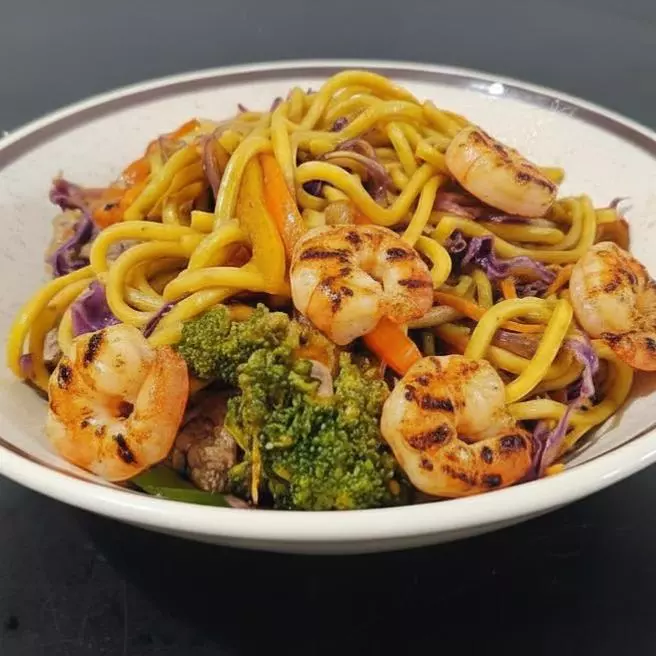 YAKISSOBA CAMARÃO