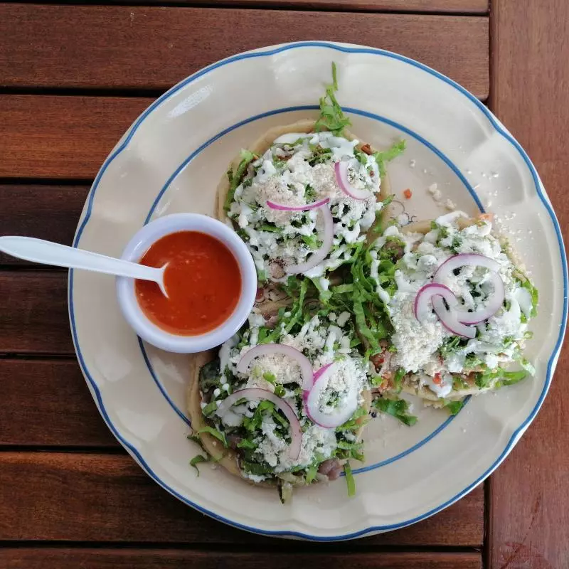 Sopes de guisado