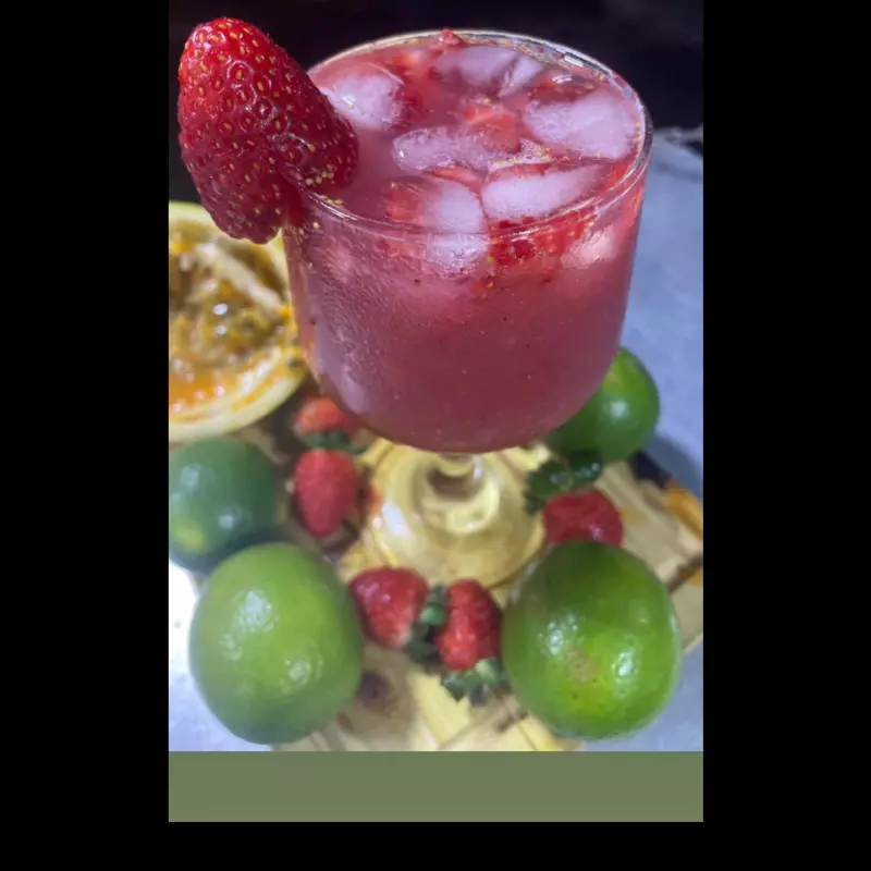 Caipirinha de morango